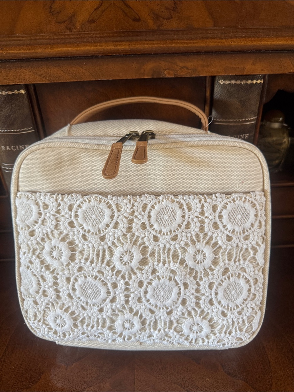 Pottery Barn Teen Cream Crochet Lace Kids Lunch Bag